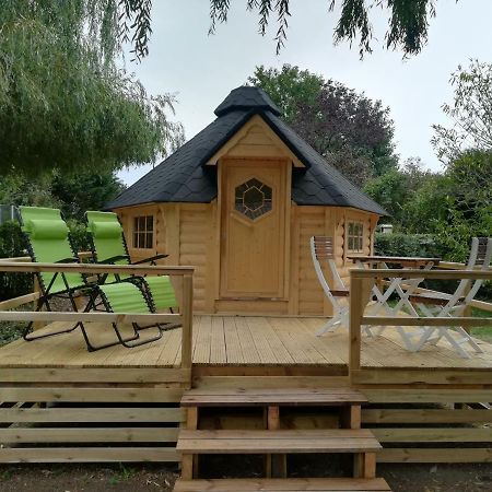 Camping Loisirs Des Groux Mousseaux-sur-Seine Eksteriør billede