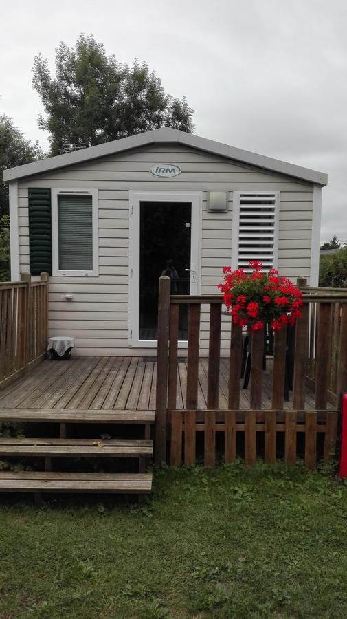 Camping Loisirs Des Groux Mousseaux-sur-Seine Eksteriør billede